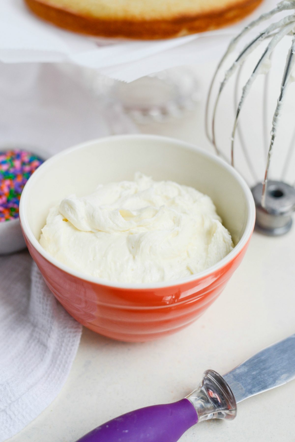 how to make white buttercream frosting from scratch