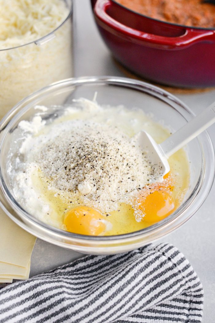 make mascarpone ricotta mixture