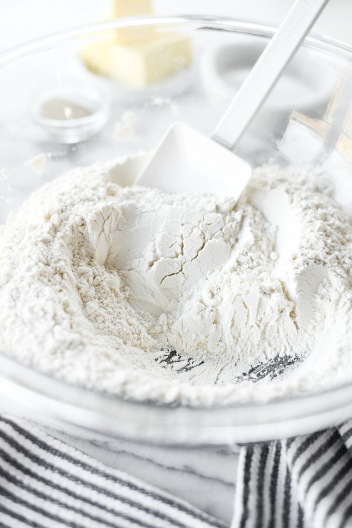 combine bread flour and salt