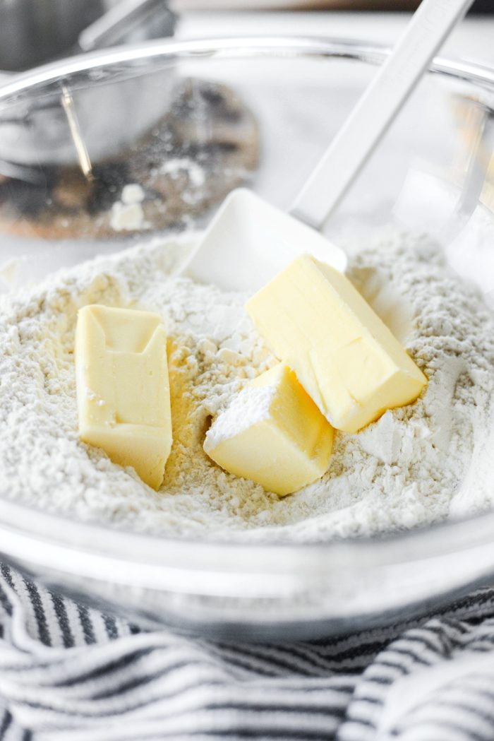 add butter to flour mixture