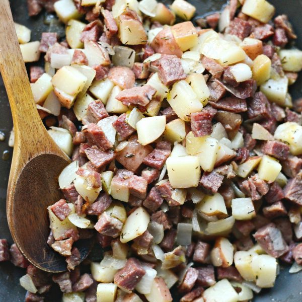 Easy Homemade Corned Beef Hash Simply Scratch