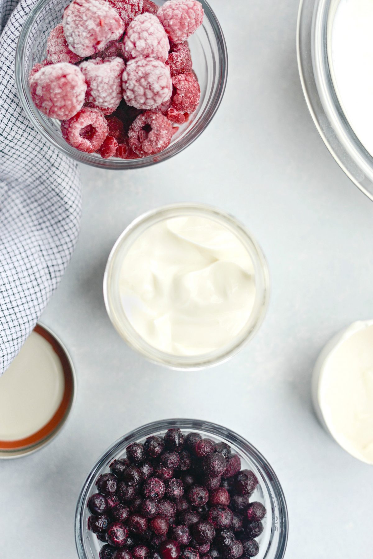 yogurt in glass jar