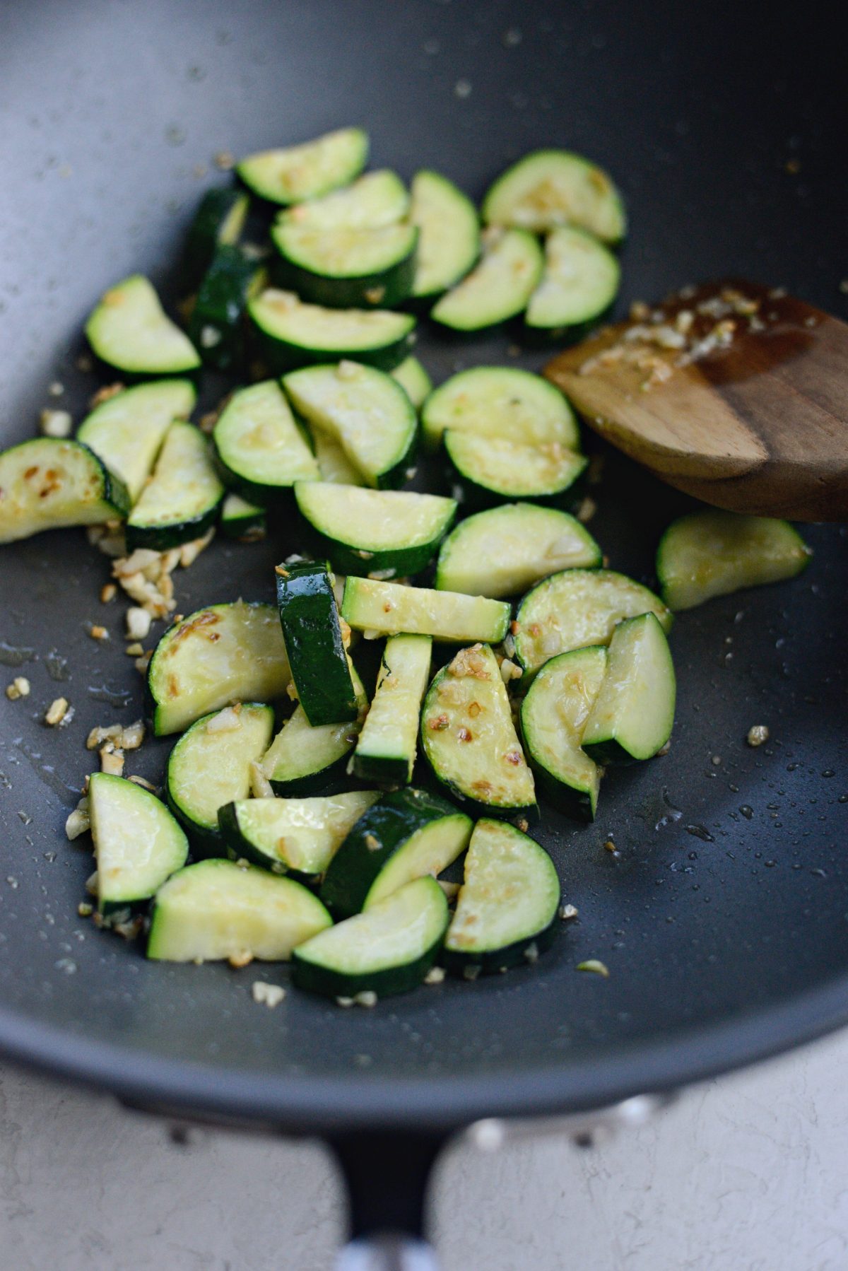 sautéed zucchini and garlic 