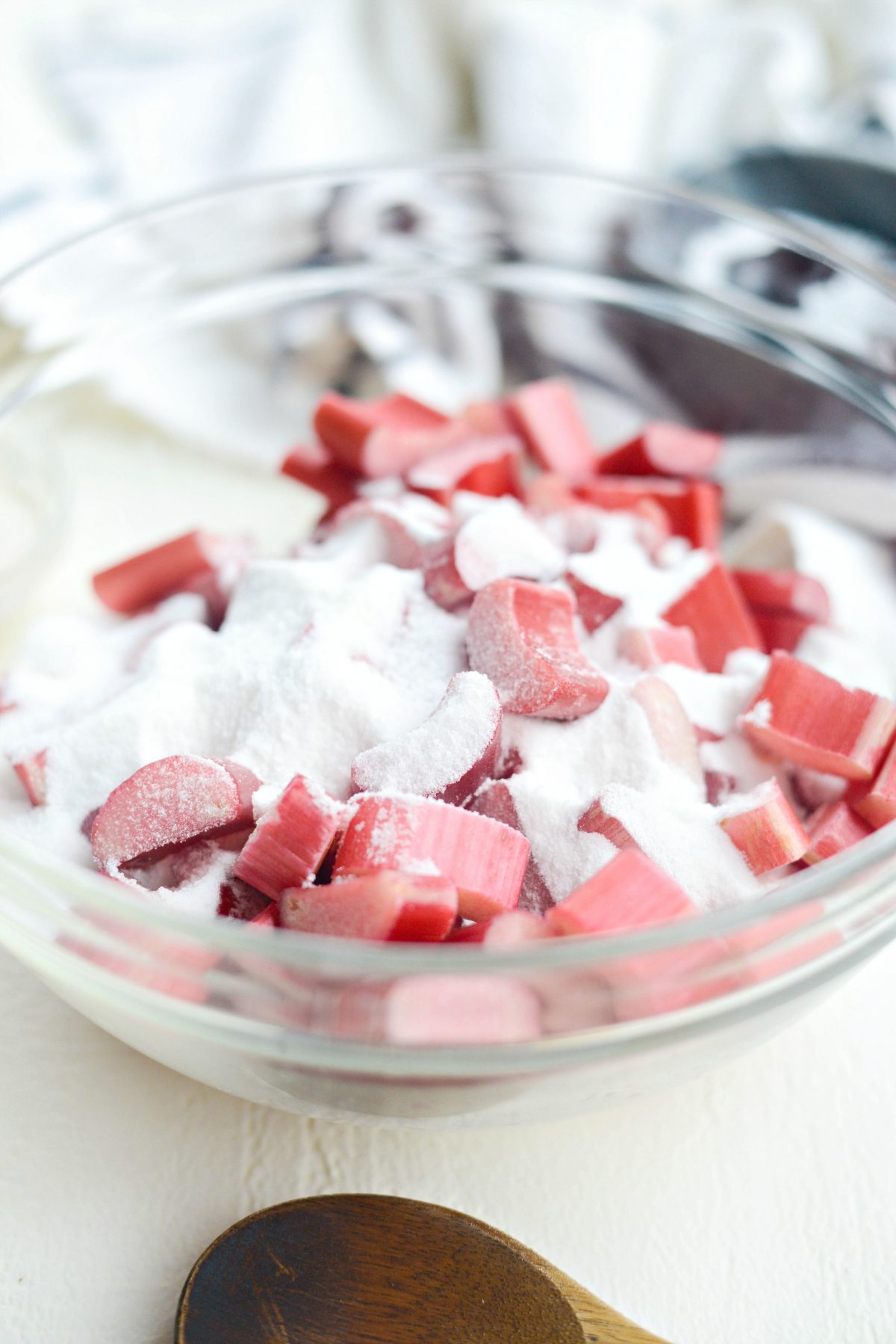 add sugar and salt to rhubarb