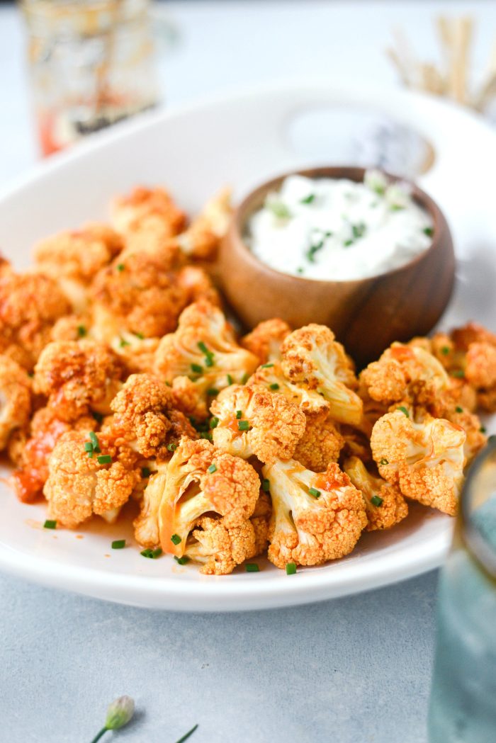 Air Fryer Buffalo Cauliflower Bites with Garlic Blue Cheese Dip l SimplyScratch.com