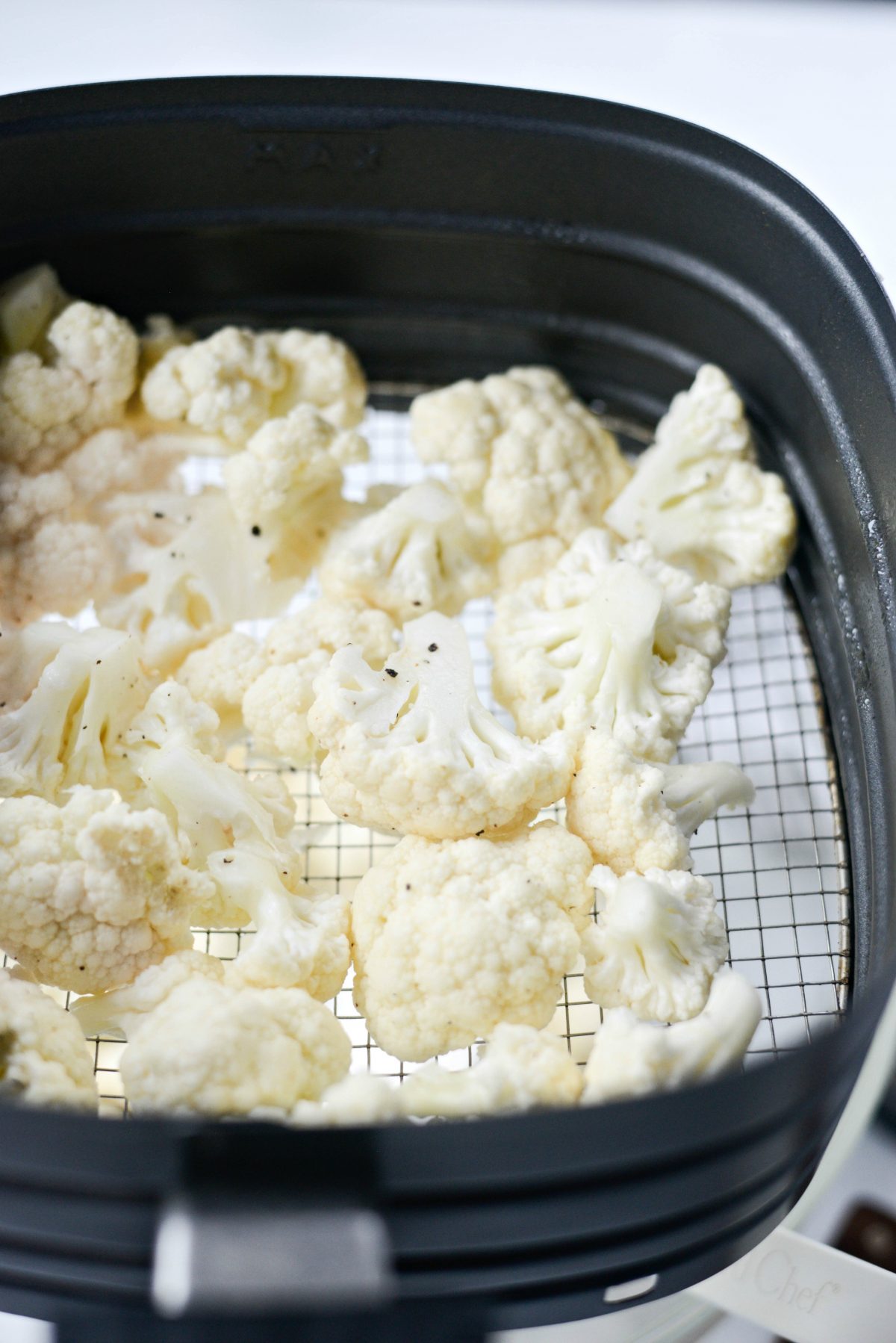Air Fryer Buffalo Cauliflower Bites with Garlic Blue Cheese Dip l SimplyScratch.com