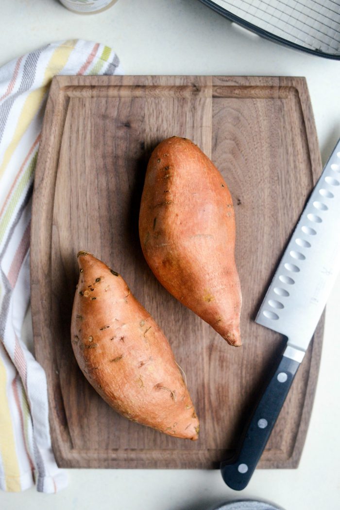 Air Fryer Crispy Sweet Potato Fries l SimplyScratch.com 