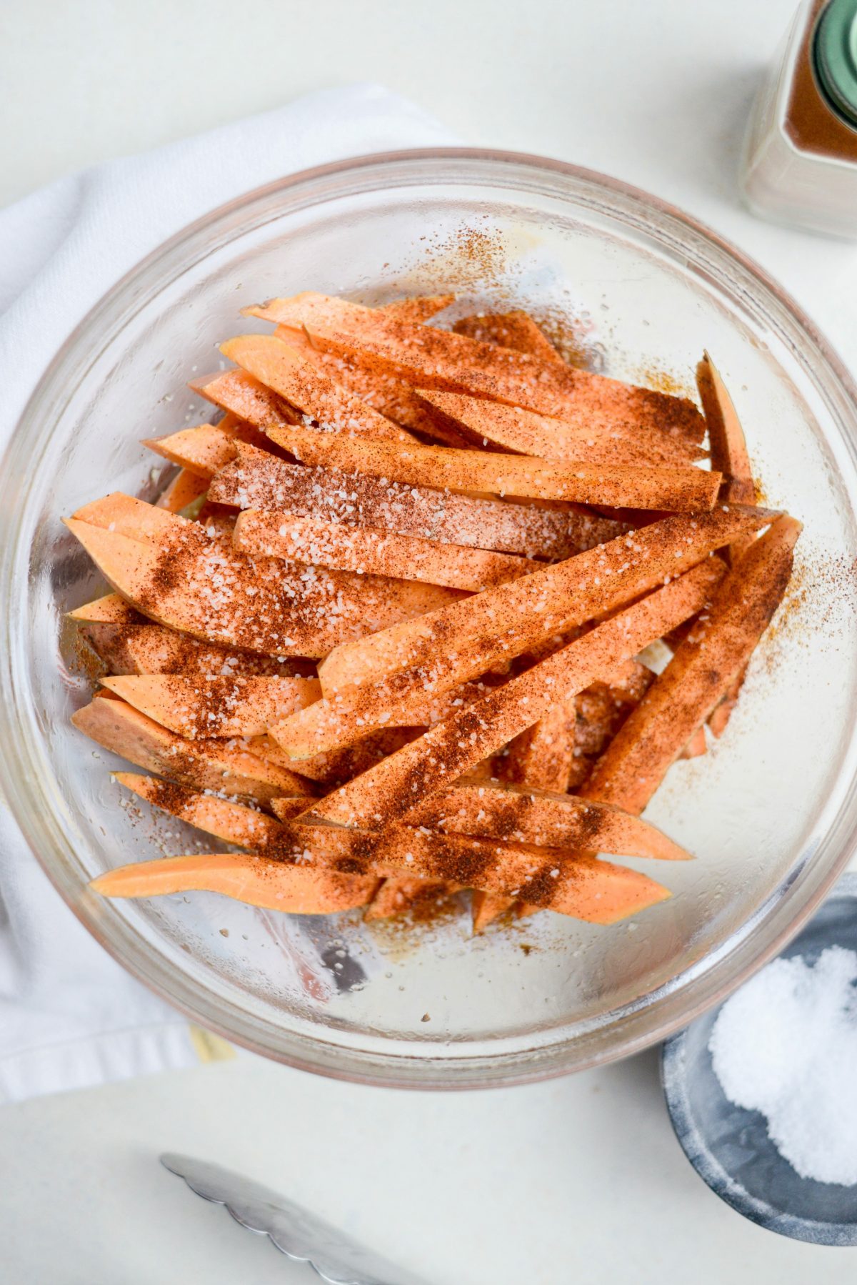 Air Fryer Crispy Sweet Potato Fries l SimplyScratch.com 