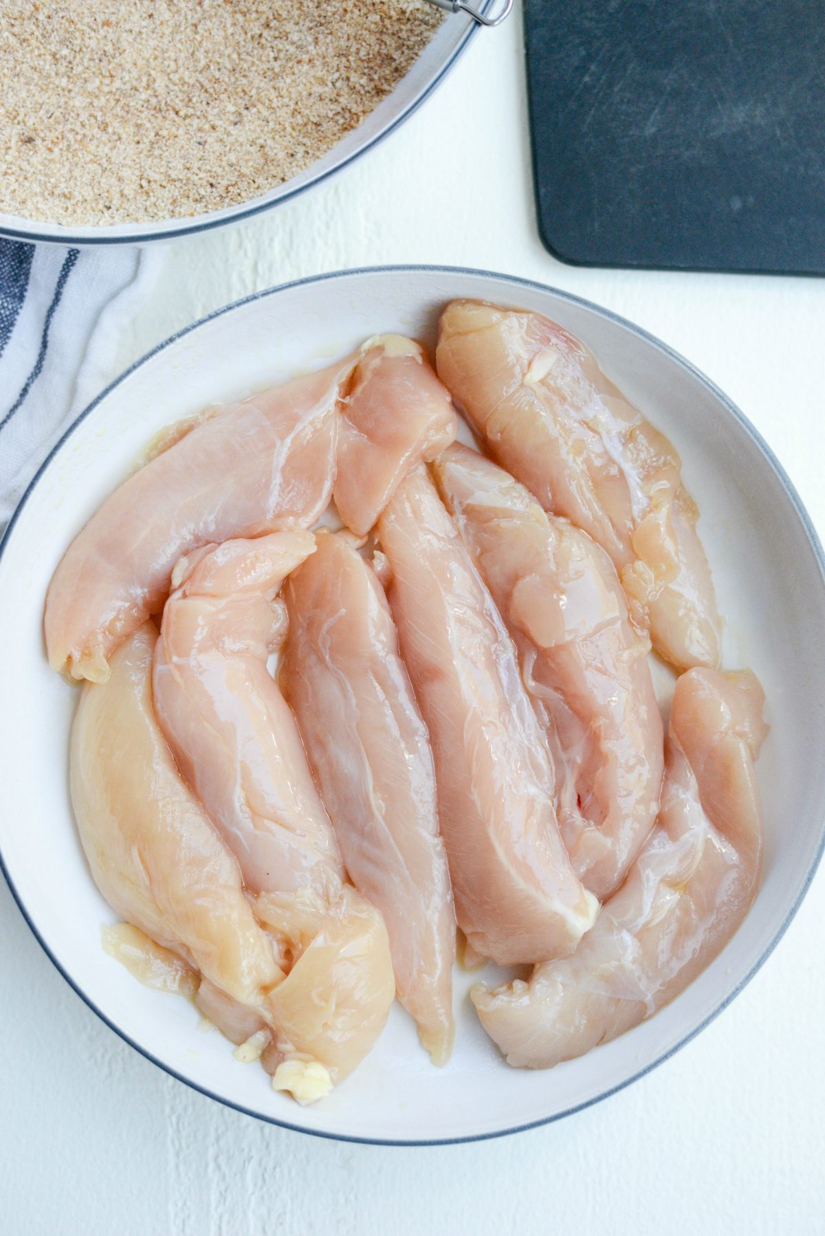 Crispy Air Fryer Chicken Tenders l SimplyScratch.com