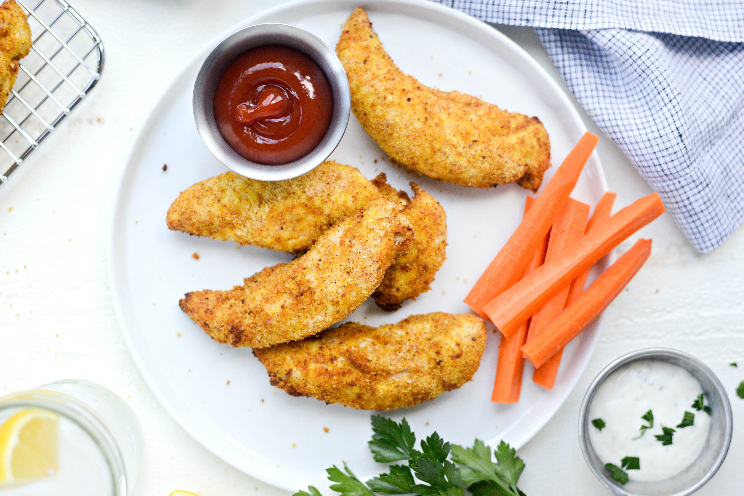 Air Fryer Naked Chicken Tenders • Low Air Fryer Chicken Tenders {Only 10 Ai...