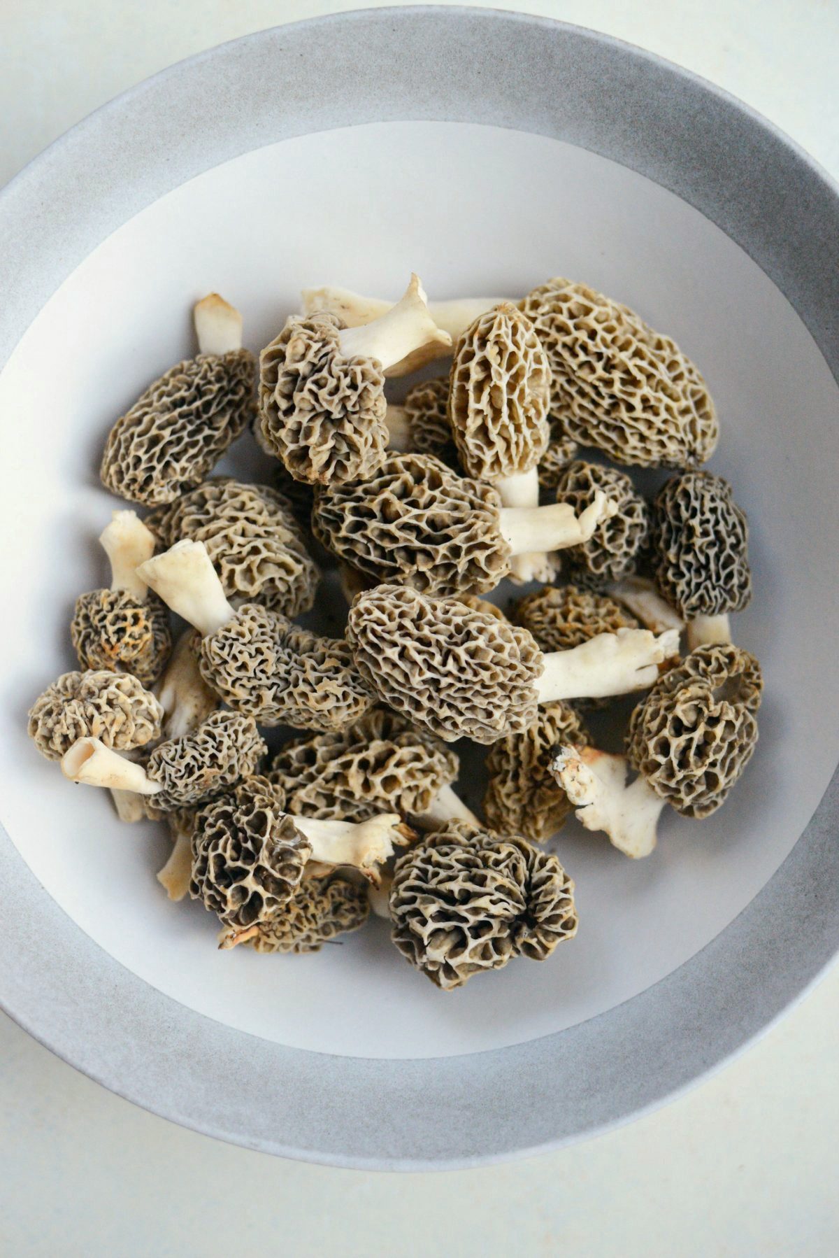 Pan Fried Morel Mushrooms l SimplyScratch.com