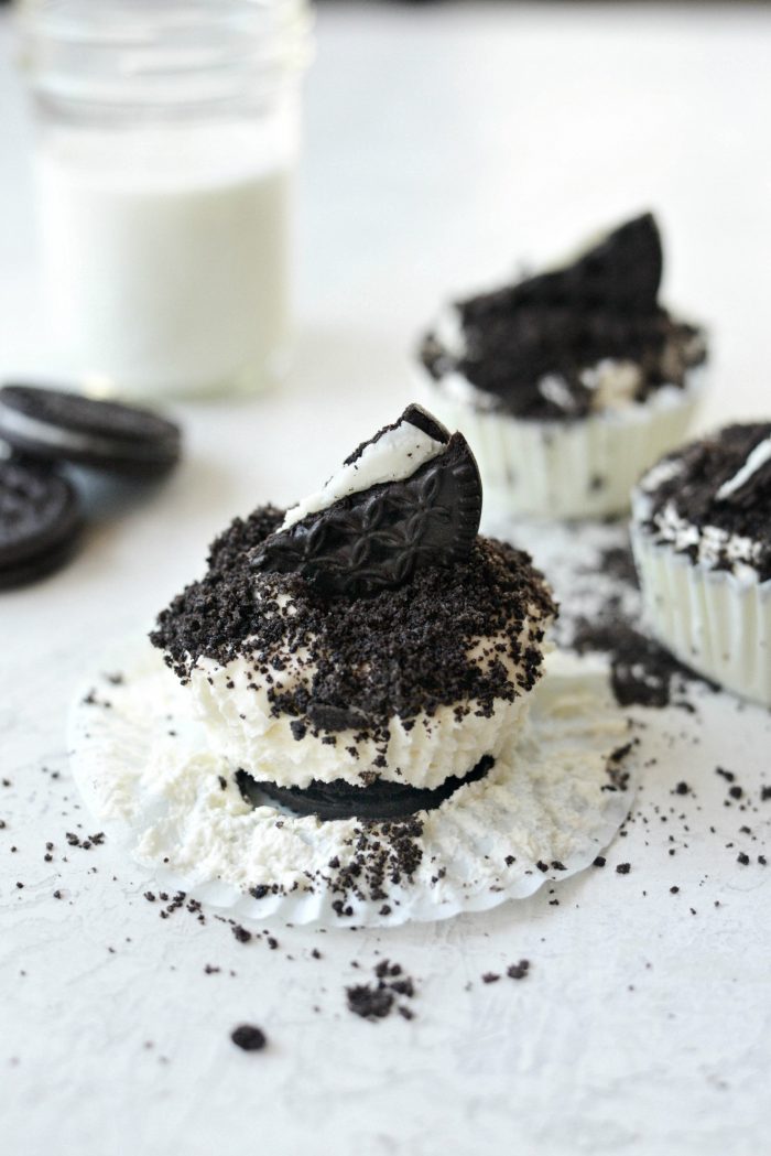 Cookies and Cream Mini Cheesecakes close up