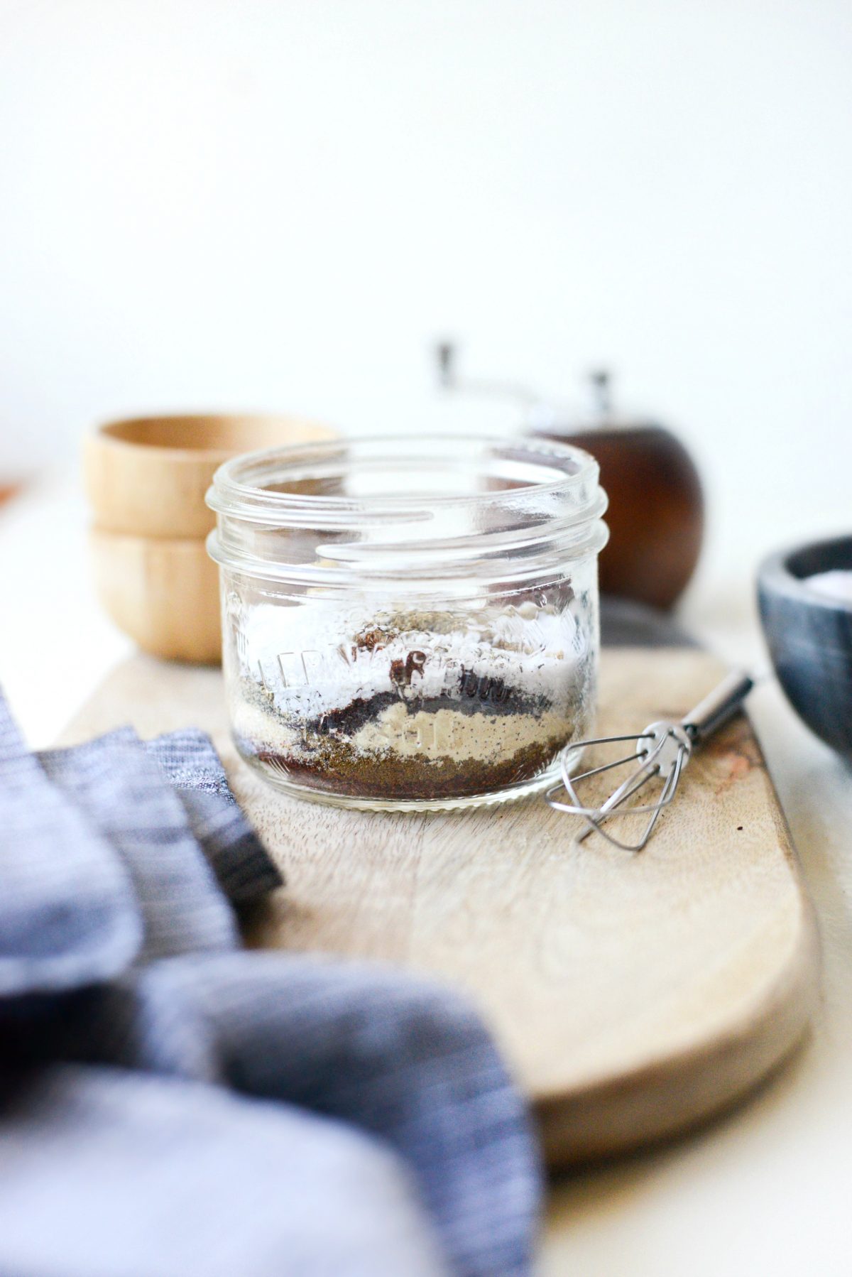 Measure and add spices to a jar