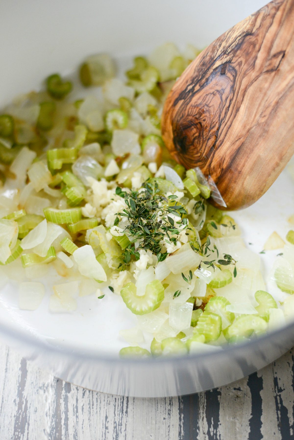 add garlic and thyme