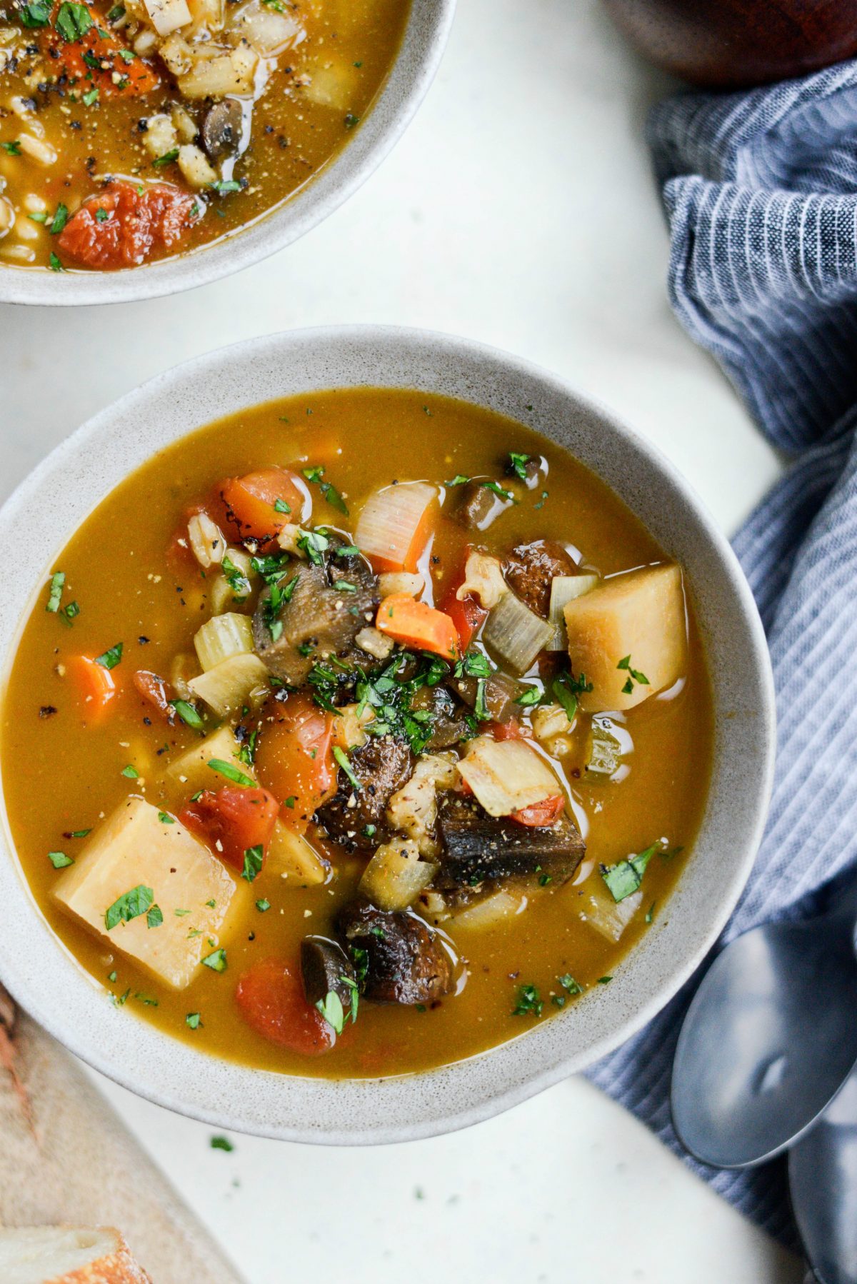 Slow Cooker Mushroom Barley Stew with herbs