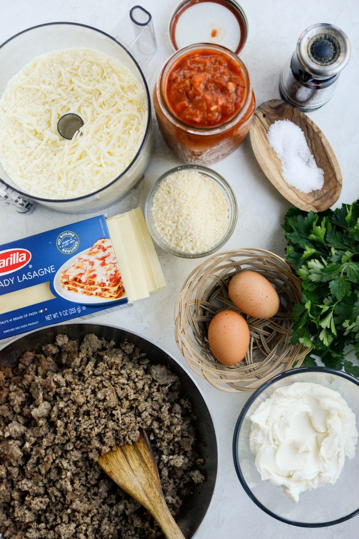 Easy Sheet Pan Lasagna ingredients