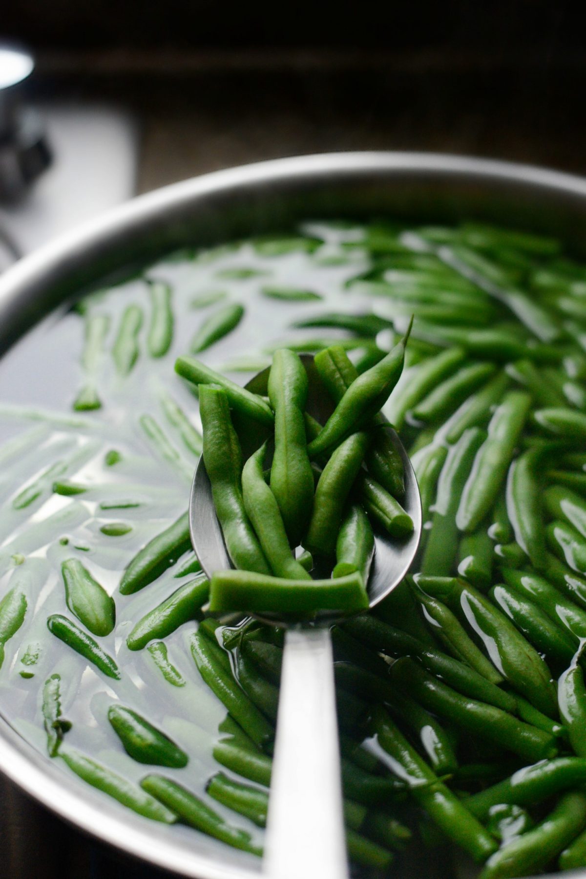 transfer green beans to ice bath.