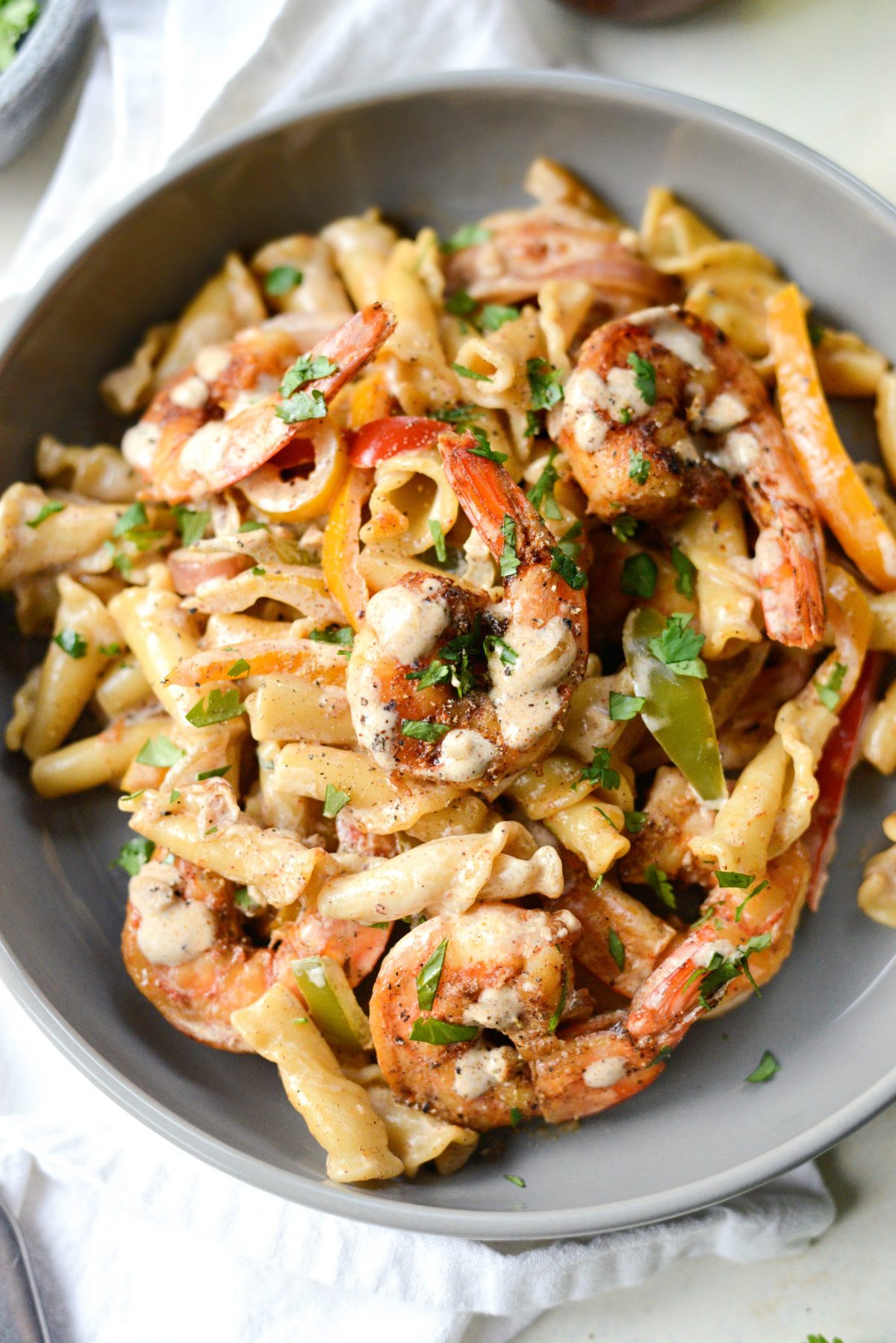 Garlicky Fajita Shrimp Pasta 