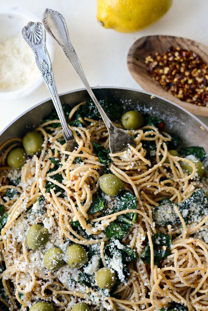 Lemon Parmesan and Kale Spaghetti with Olives l SimplyScratch.com