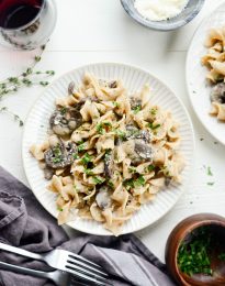 Easy Mushroom Stroganoff l SimplyScratch.com