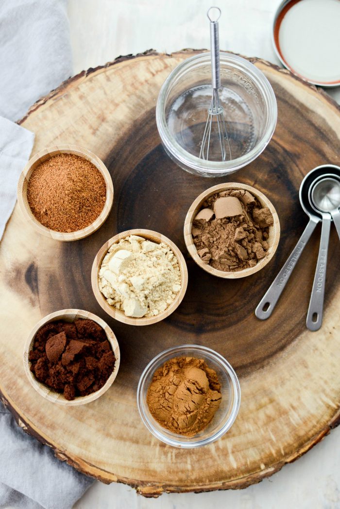 spices in gingerbread mix
