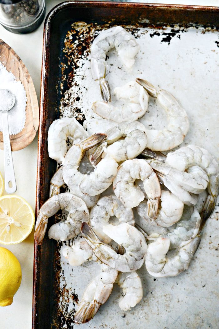 Shrimp with tail, peeled and deveined