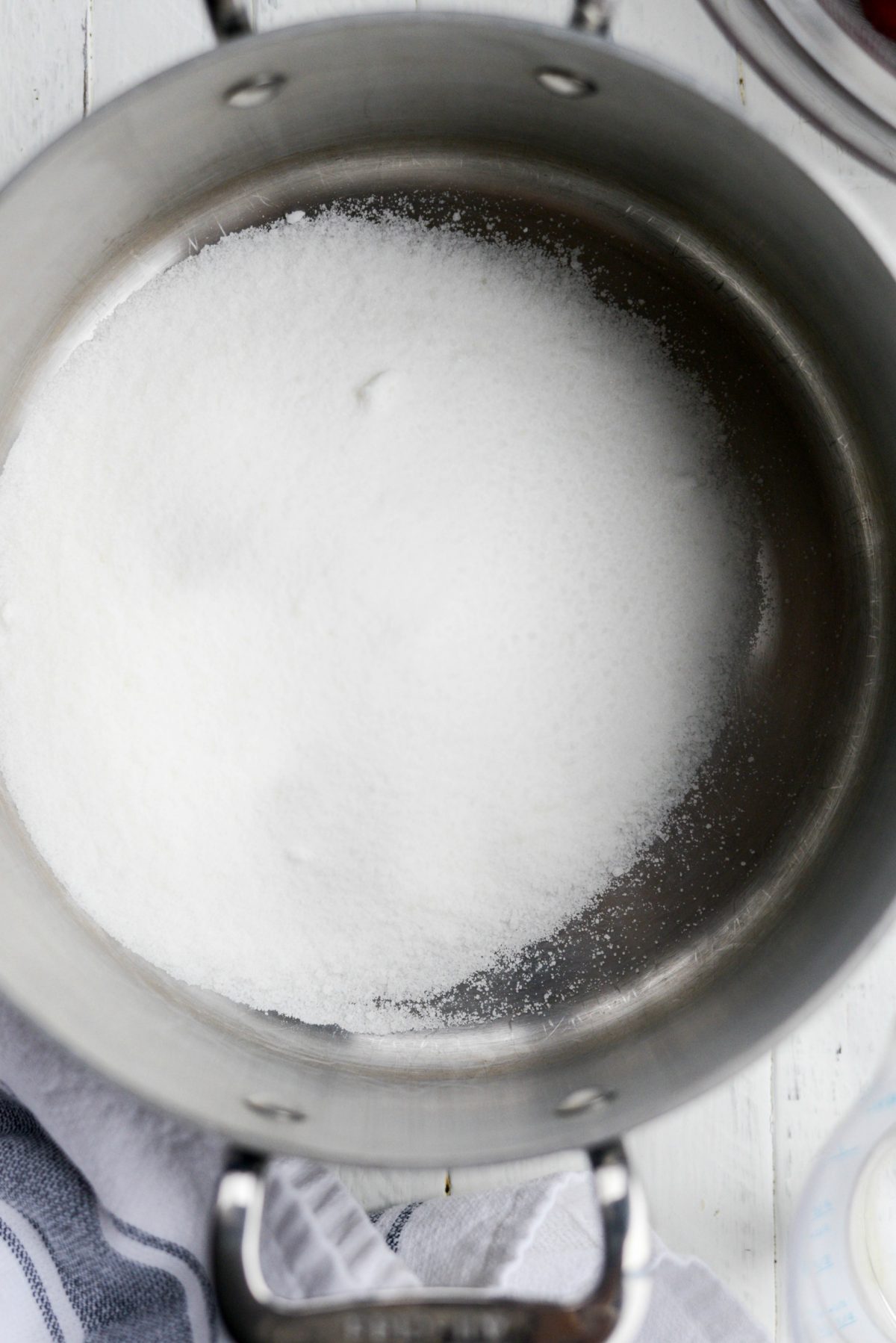 sugar in sauce pan