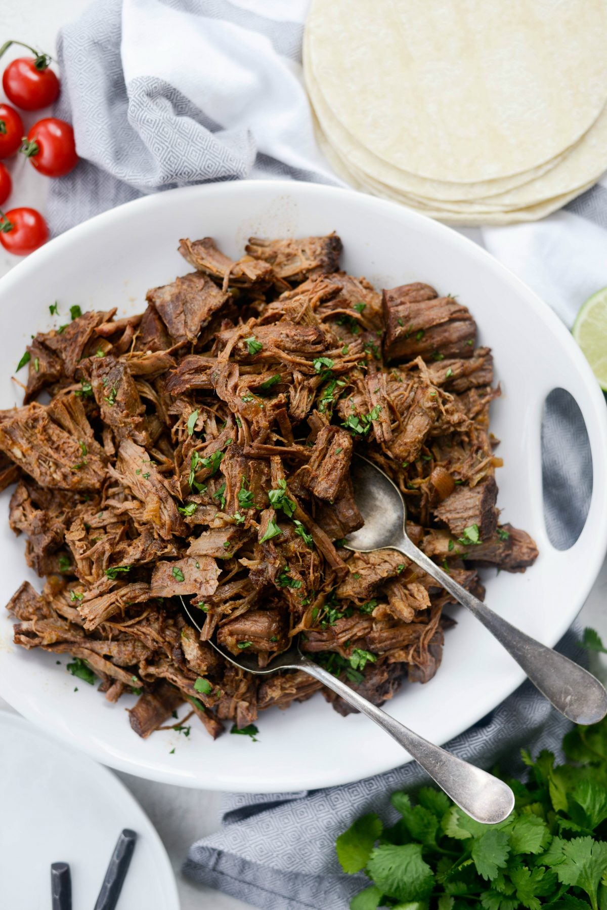 Slow Cooker Beef Barbacoa 