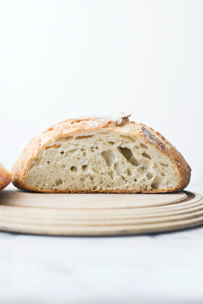 No-Knead Rustic Bread Loaf