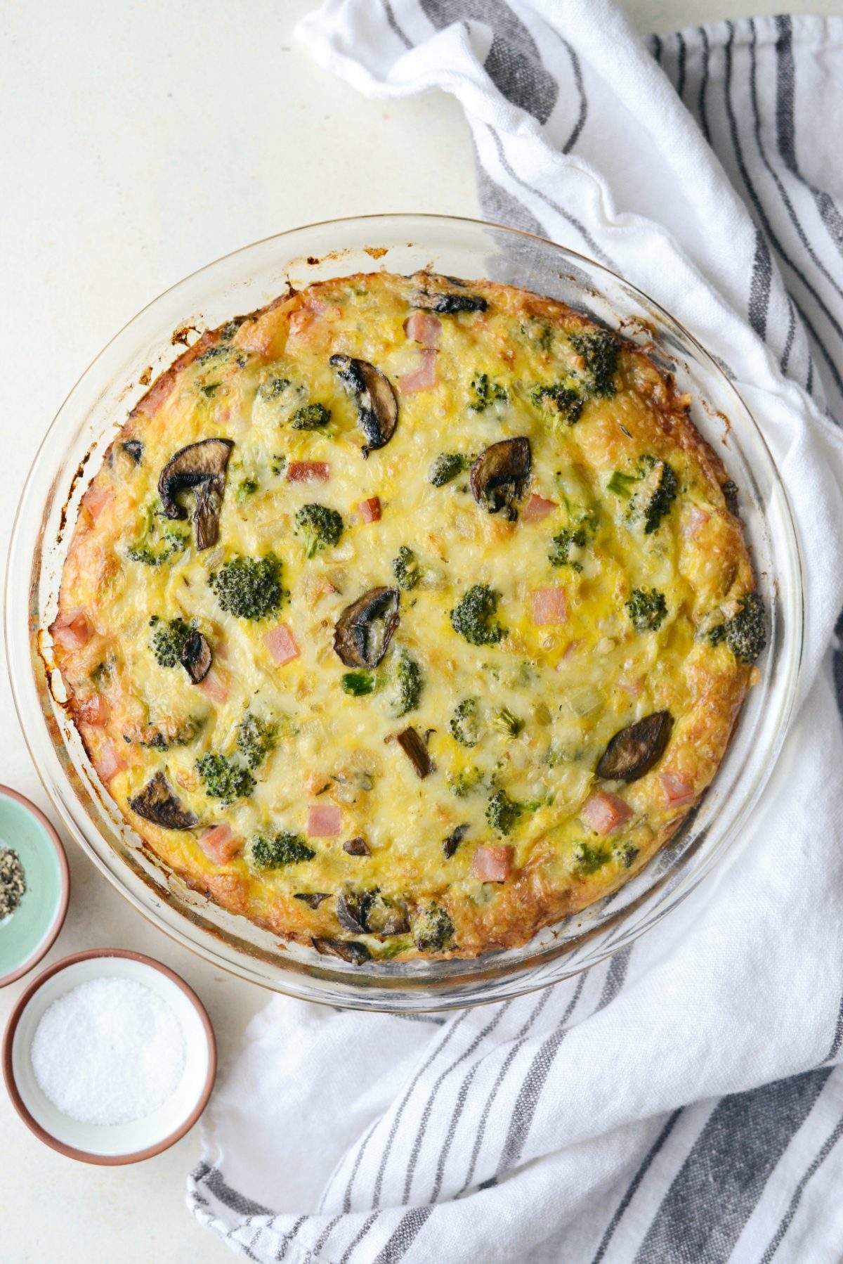 Broccoli Ham and Swiss Crustless Quiche - Simply Scratch