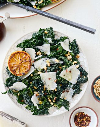 Charred Lemon and Tuscan Kale Salad l SimplyScratch.com #tuscan #kale #charred #lemon #pecorino #pinenuts