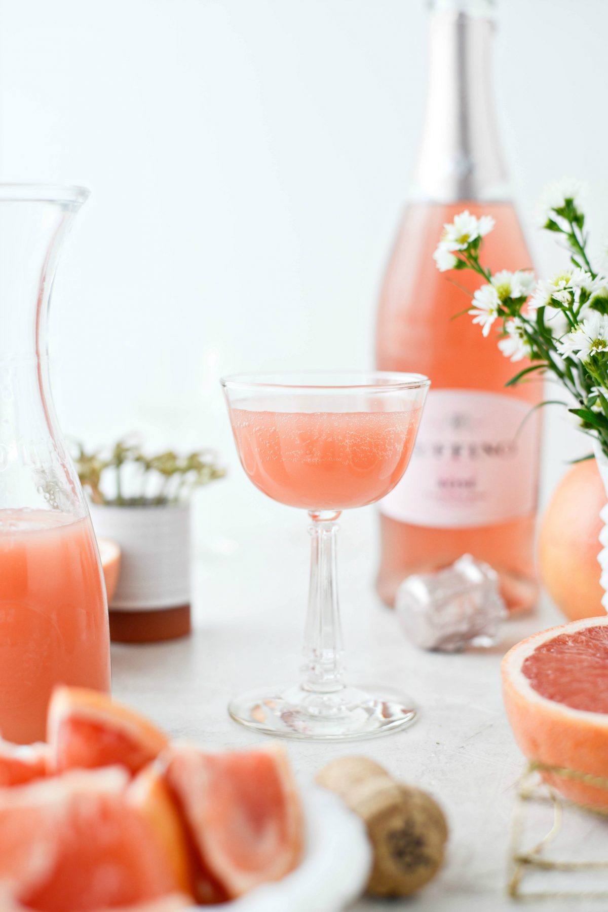 Grapefruit Rosé Mimosas l SimplyScratch.com # adult # beverage #grapefruit # rose #mimosa #easter #brunch # mothersday