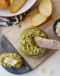 Castelvetrano Olive Tapenade l SimplyScratch.com #olives #tapenade #appetizer #easy #spread