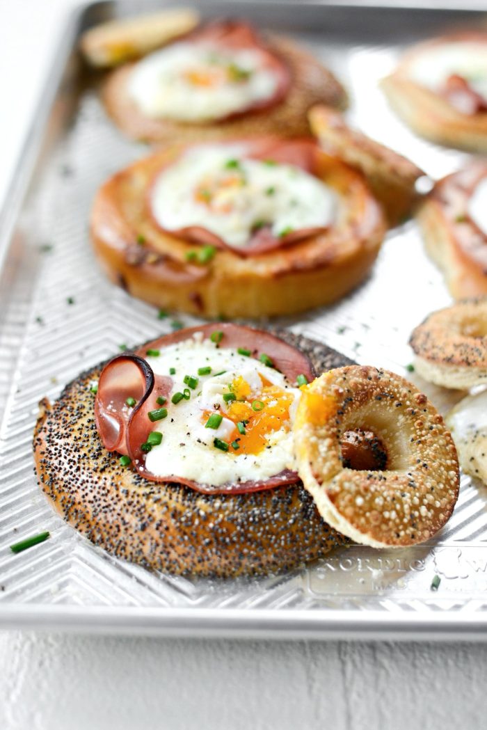 Baked Egg In A Hole Bagels