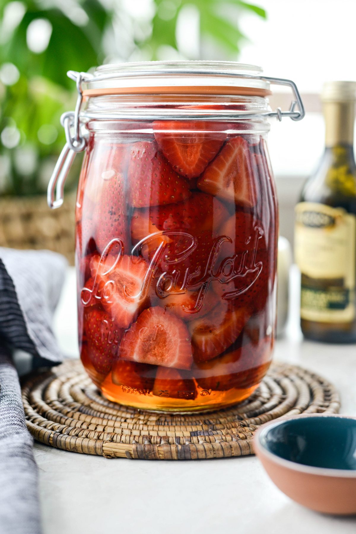 Pickled Strawberries l SimplyScratch.com #homemade #pickled #strawberries #easy #fromscratch #preserving