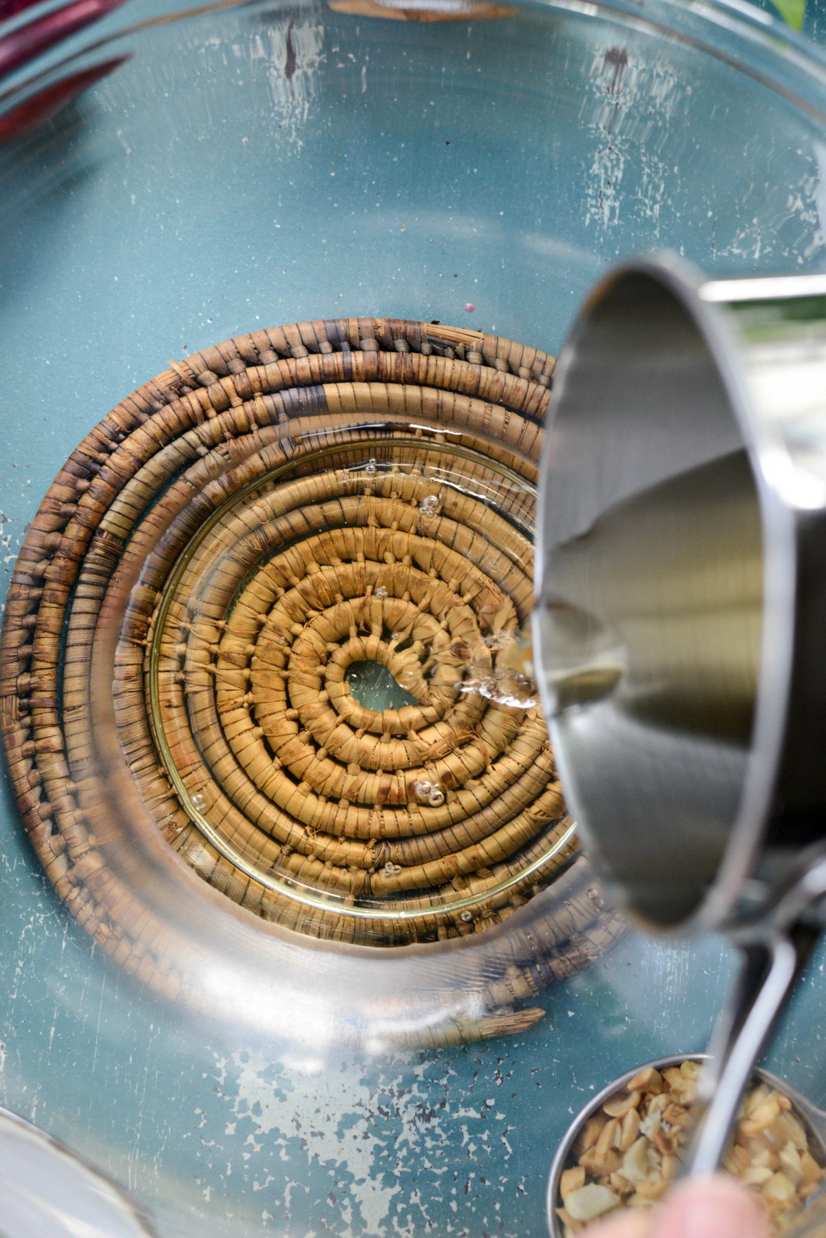 transfer liquids to a bowl