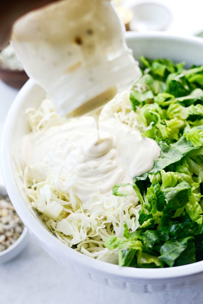 Aderezo de ensalada de col con yogur griego l SimplyScratch.com #greekyogurt #coleslaw #dressing #homemade #lowfat #healthy #lightenedup