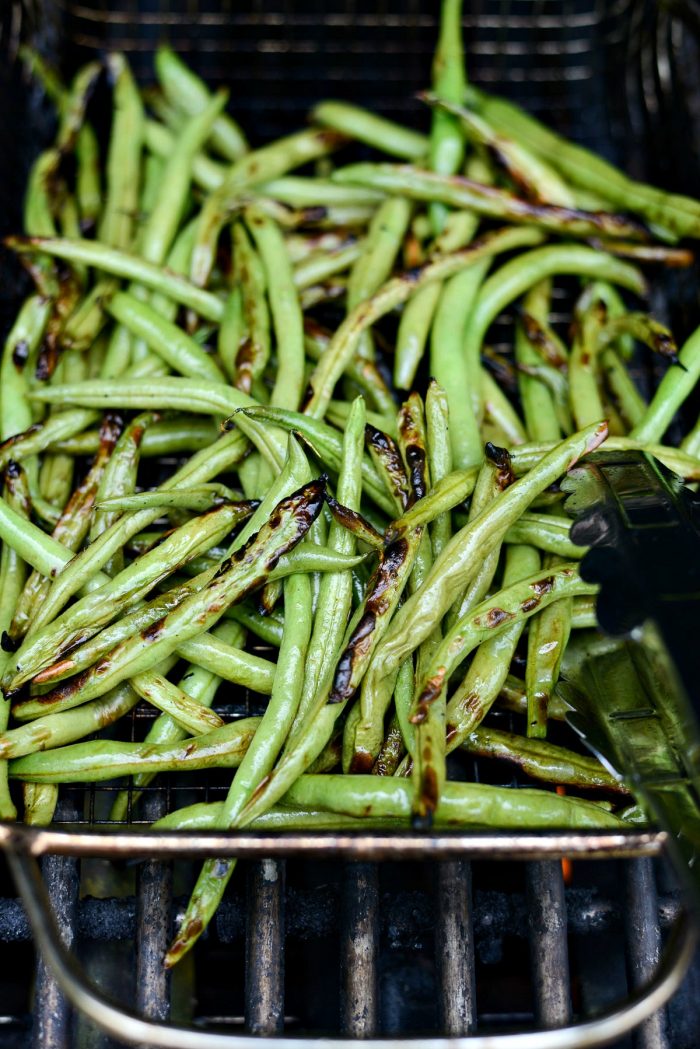 grilled green beans in grill basket