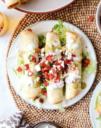 Air Fryer Salsa Chicken Toquitos l SimplyScratch.com #chicken #salsa #airfryer #recipe #toquitos #airfried #easy #dinner