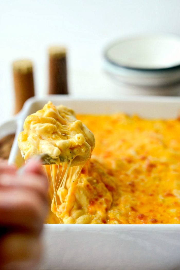 Easy Baked Mac and Cheese - Simply Scratch