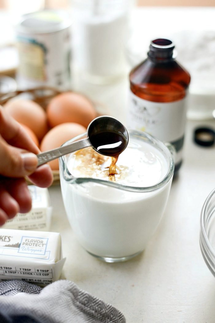 combine buttermilk and vanilla