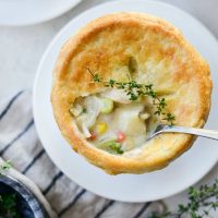 Homemade Chicken Pot Pie l SimplyScratch.com #homemade #fromscratch #chickenpotpie #chicken #recipe #bestchickenpotpie #simplyscratch #dinner