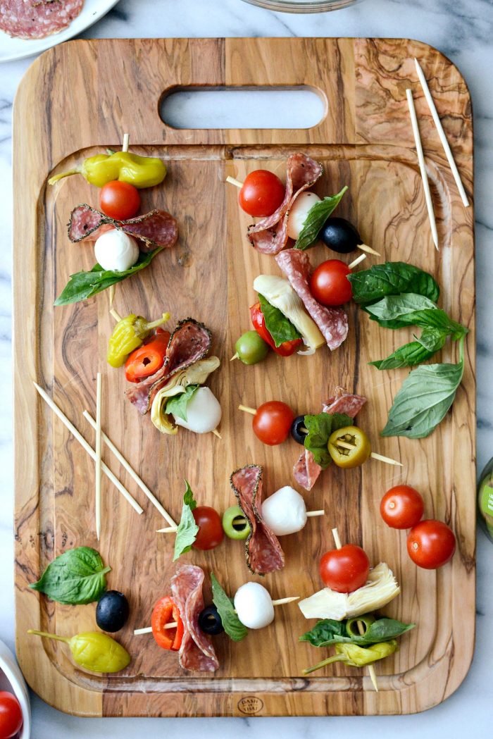 Holiday Antipasto Wreath