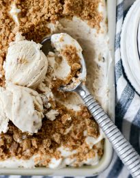 No-Churn Belgium Cookie Butter Ice Cream l SimplyScratch.com #hoemmade #fromscratch #nochurn #icecream #dessert #speculoos #cookiebutter