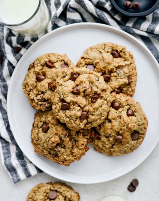 Oatmeal Chocoalte Chip Toffee Cookies l SimplyScratch.com #oatmeal #toffee #chocolatechip #cookies #coconut #baking