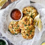 Crispy Baked Maryland Crab Cakes l SimplyScratch.com #lumpcrab #seafood #crabcakes #bluecrab #lunch #tartarsauce #homemade #healthy