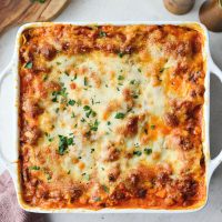 Small Batch Lasagna l SimplyScratch.com #easy #smallbatch #lasagna #dinner #pasta #bakedpasta #recipe