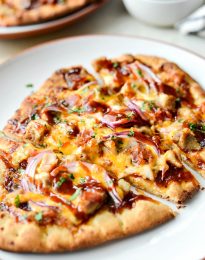 BBQ Chicken Naan Pizzas l SimplyScratch.com #sweetbbq #bbq #chicken #naan #pizza #easy #dinner #recipe