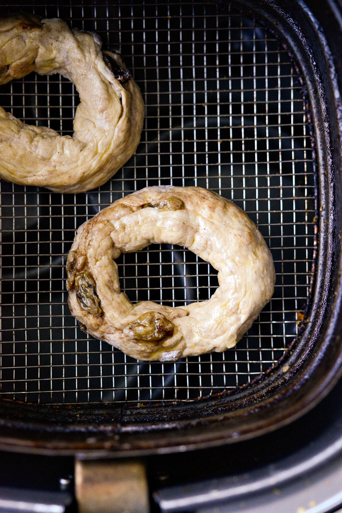 Air Fryer Cinnamon Raisin Bagels Simply Scratch