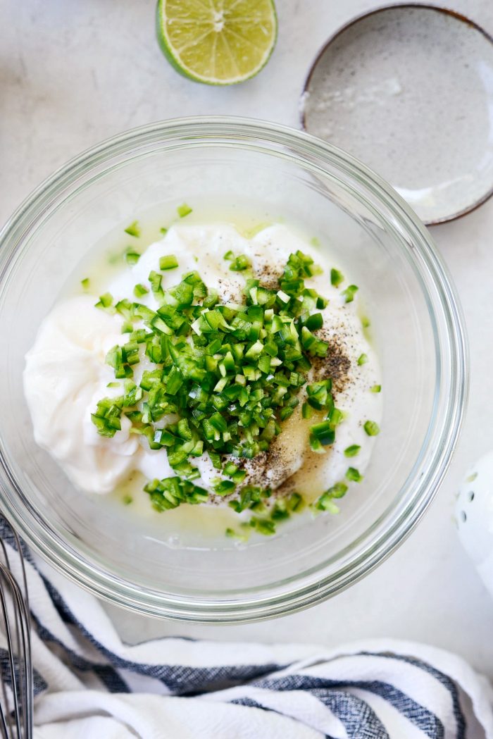 jalapeno crema ingredients in a bowl